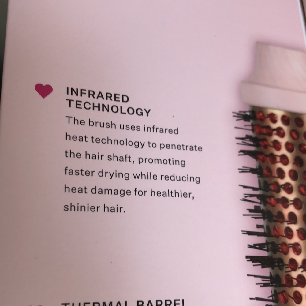 Paris Hilton Pink Infrared Thermal Brush Beauty Accessory - Picture 6 of 11